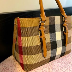 Large plaid shoulder bag